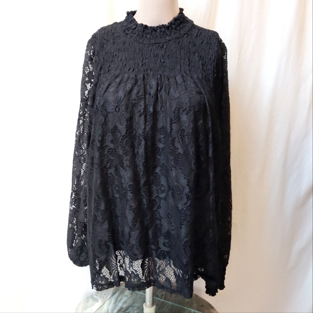 EUC Black Lace Sheath Mock Turtleneck with Balloon sleeves XL